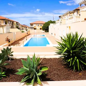 Casa La Sonrisa Shared House Maison d'hôtes